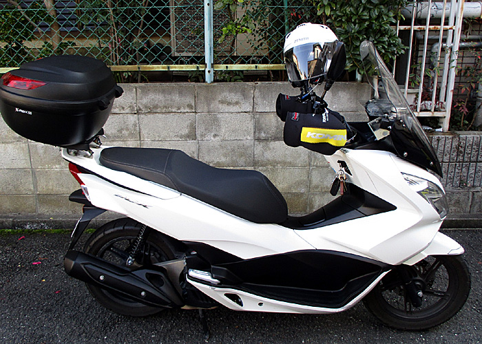 防寒対策に優れるカウルやボディマウントシールド PCX125